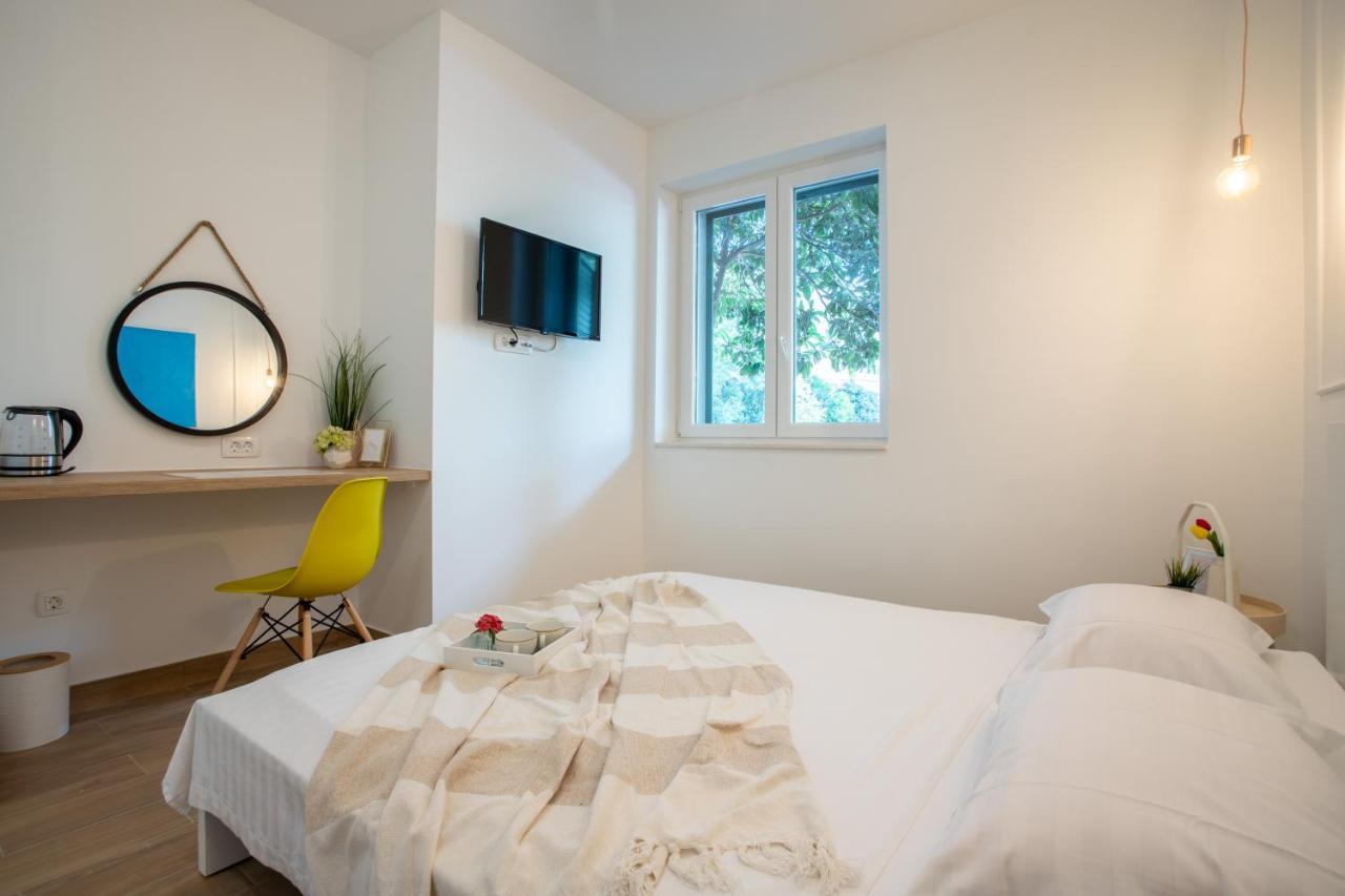 Sweet Rooms Split Exterior photo